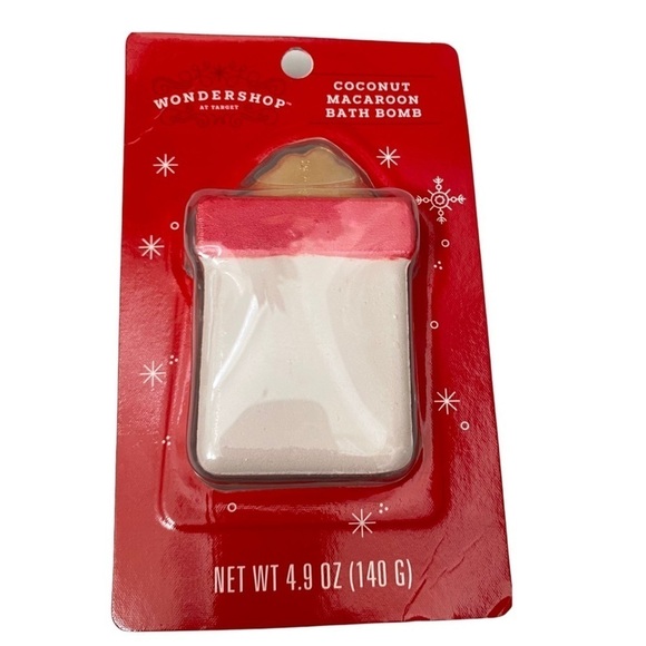 Target Wondershop Coconut Macaroon Bath Bomb Candle Shape 4.9 oz - Picture 1 of 4